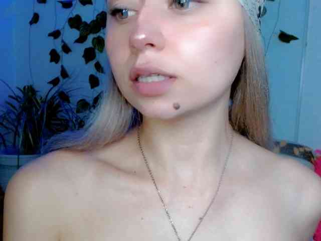 Sabrinaolsons webcam