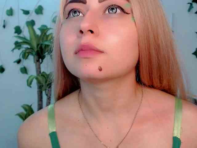 Sabrinaolsons webcam