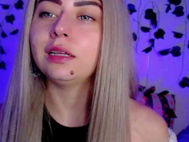 Sabrinaolsons webcam
