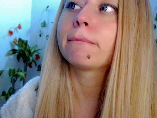 Sabrinaolsons webcam
