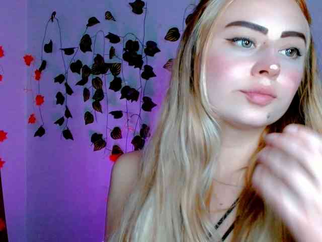 Sabrinaolsons webcam