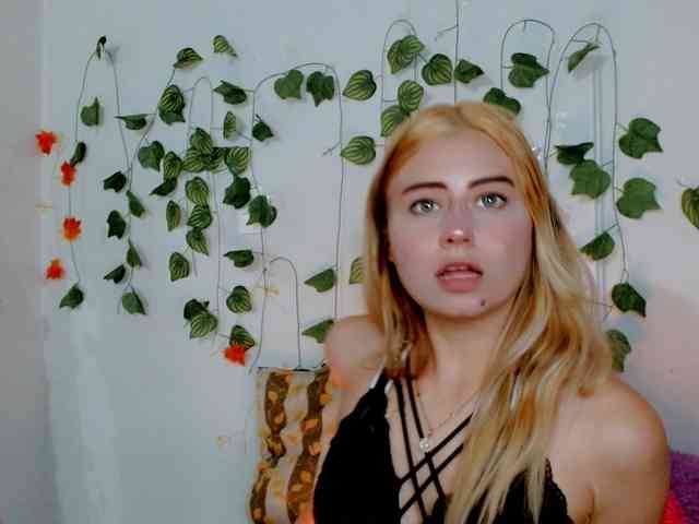 Sabrinaolsons webcam