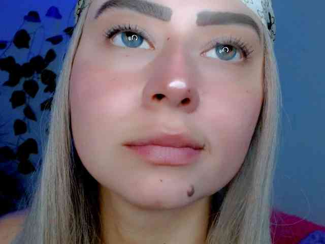 Sabrinaolsons webcam