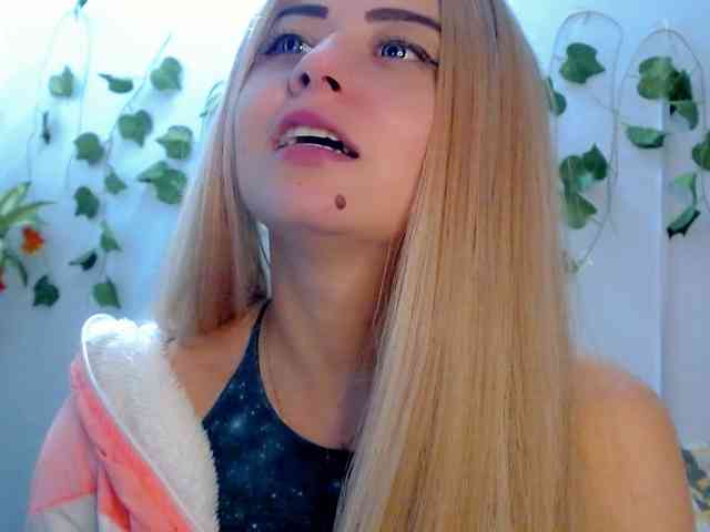 Sabrinaolsons webcam
