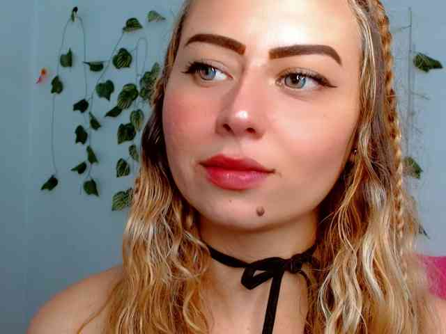 Sabrinaolsons webcam