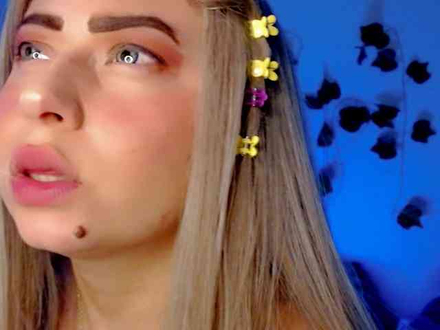 Sabrinaolsons webcam