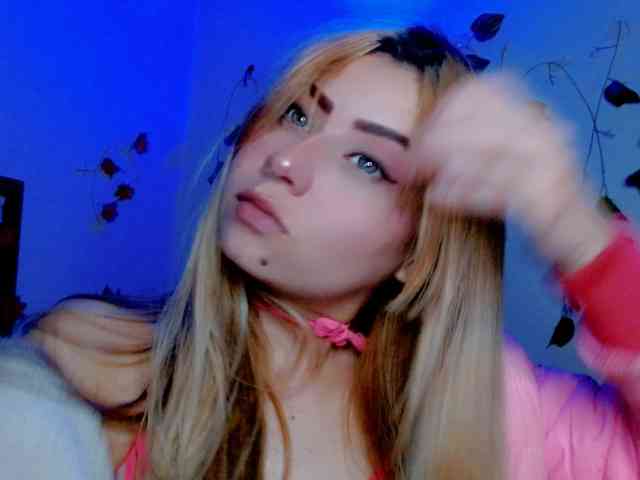 Sabrinaolsons Live Webcam on BongaCams