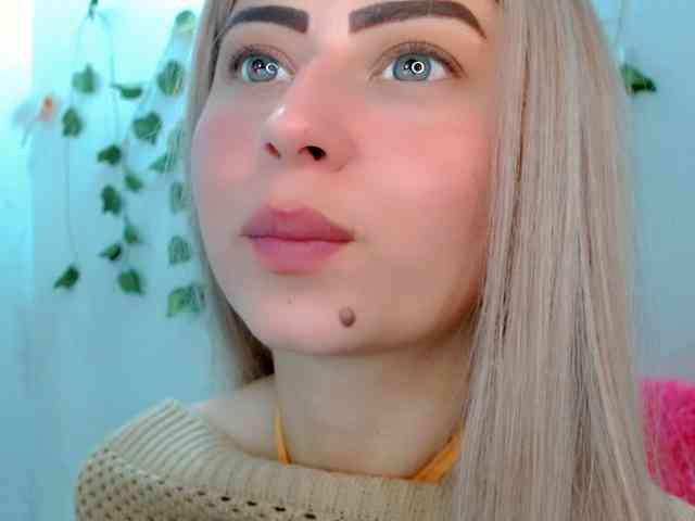 Sabrinaolsons webcam