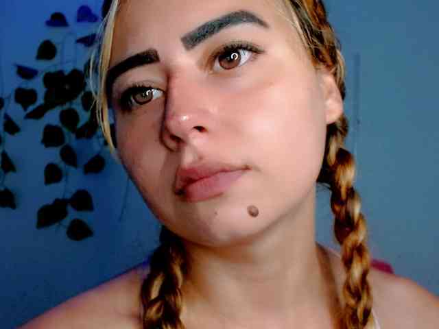 Sabrinaolsons webcam