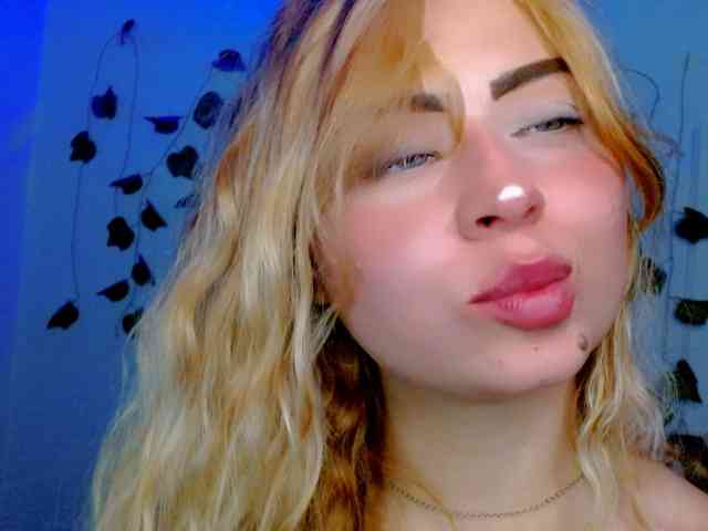 Sabrinaolsons webcam