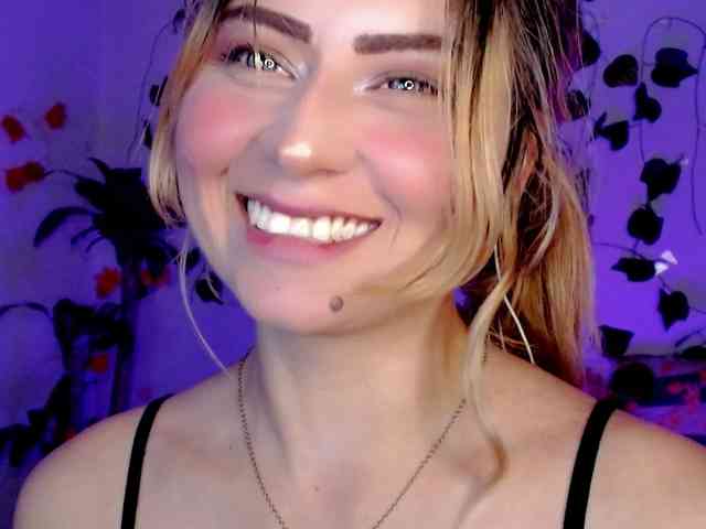 Sabrinaolsons webcam