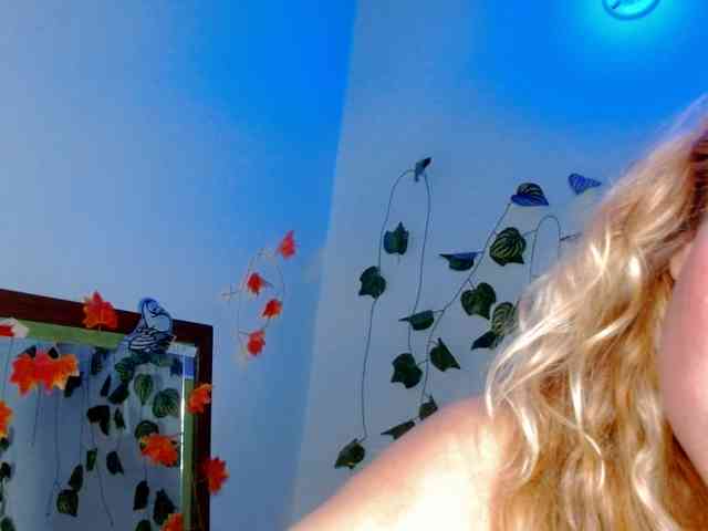 Sabrinaolsons webcam