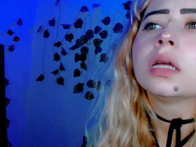 Sabrinaolsons webcam