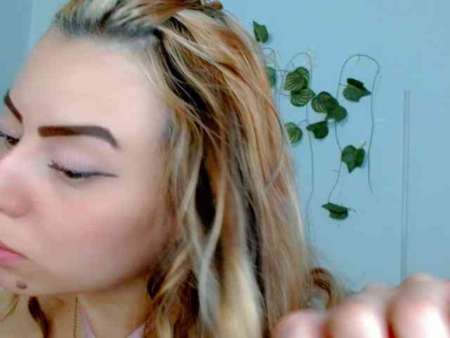 Sabrinaolsons webcam