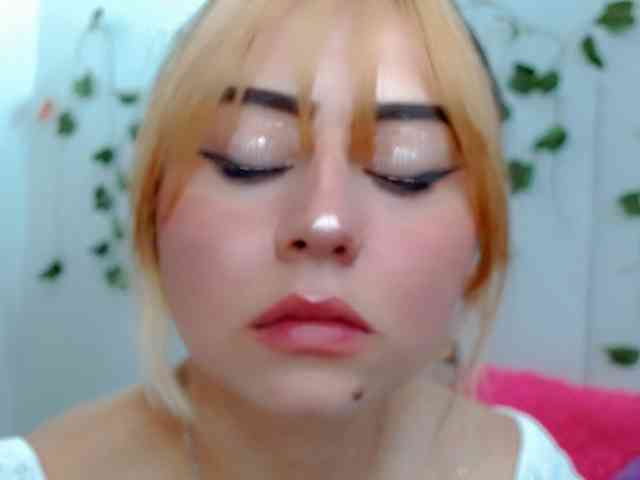 Sabrinaolsons webcam