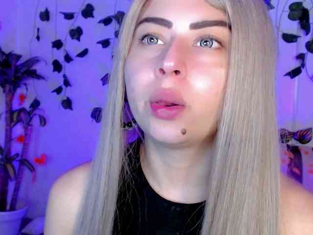 Sabrinaolsons webcam