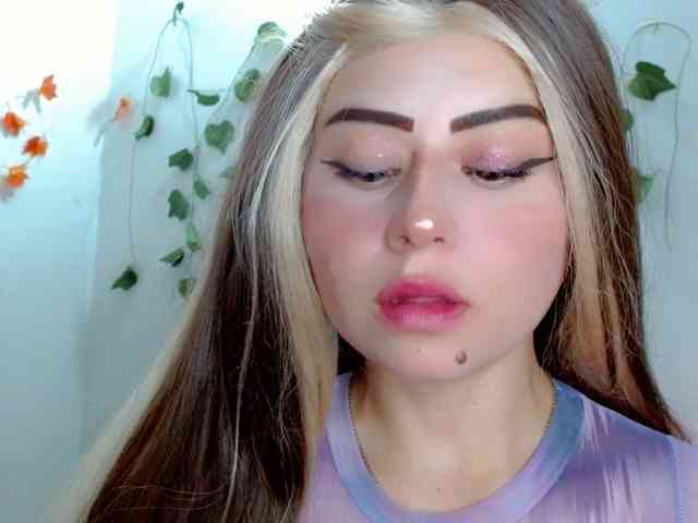 Sabrinaolsons webcam