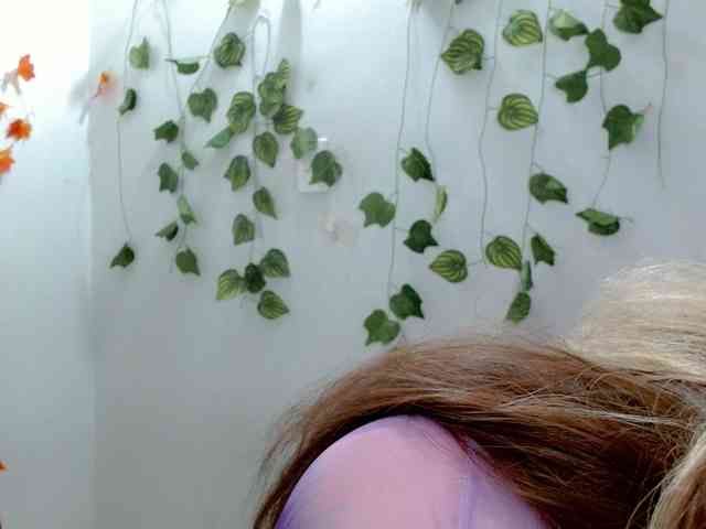 Sabrinaolsons webcam