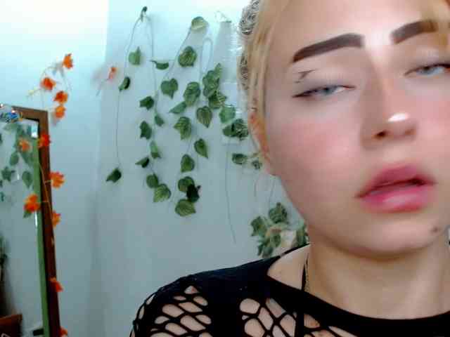 Sabrinaolsons webcam