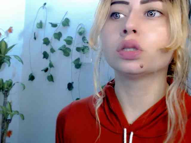 Sabrinaolsons webcam