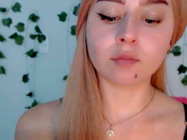 Sabrinaolsons webcam