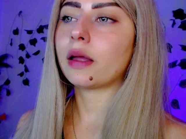 Sabrinaolsons webcam
