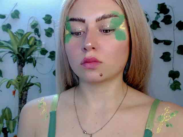 Sabrinaolsons webcam