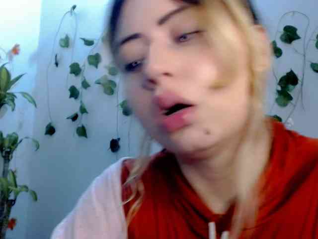 Sabrinaolsons webcam