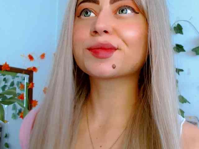 Sabrinaolsons webcam