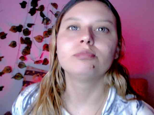 Sabrinaolsons webcam