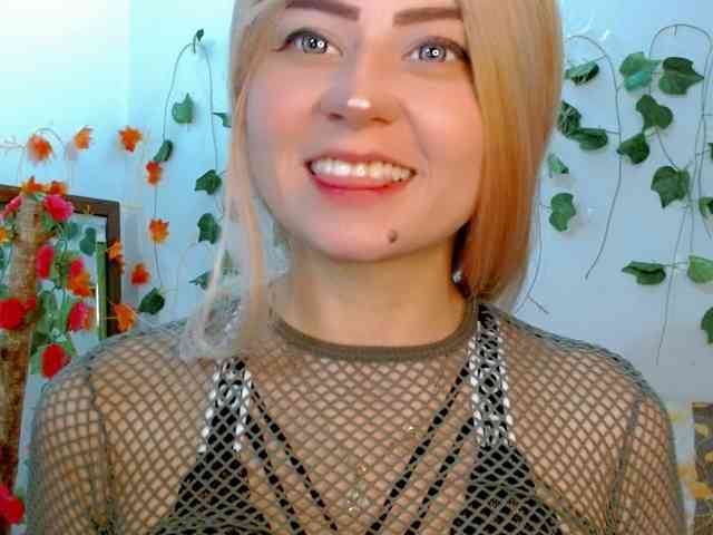 Sabrinaolsons webcam