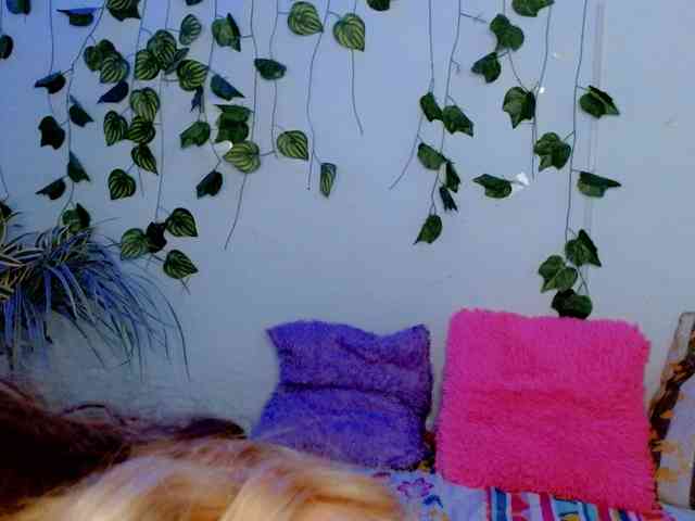 Sabrinaolsons webcam