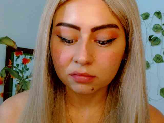 Sabrinaolsons webcam