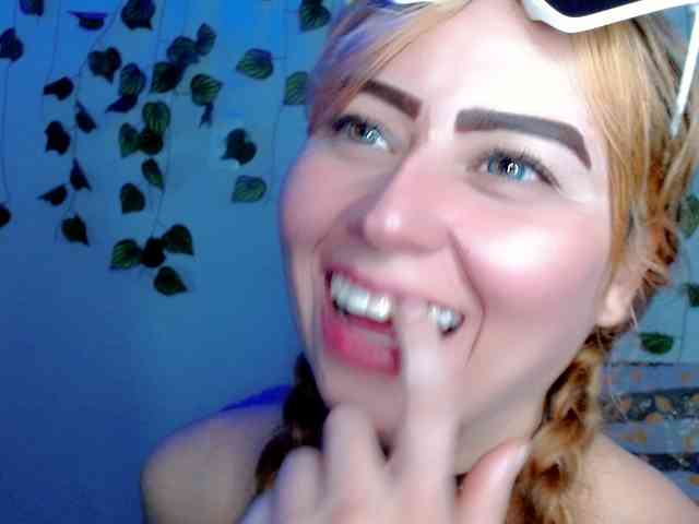 Sabrinaolsons webcam