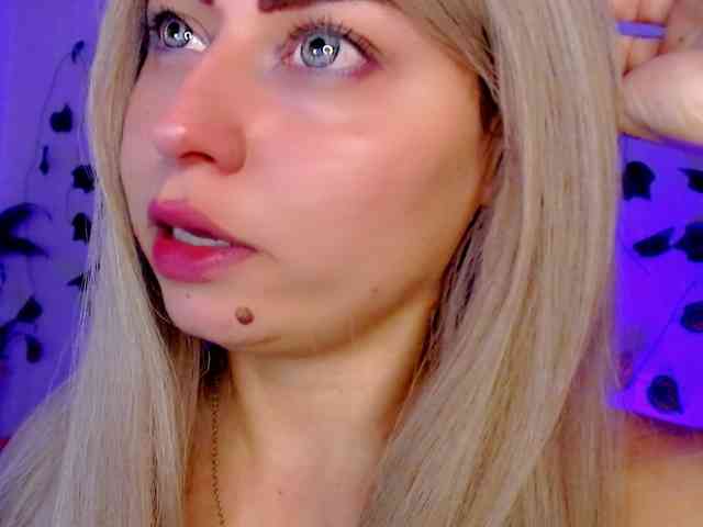 Sabrinaolsons webcam