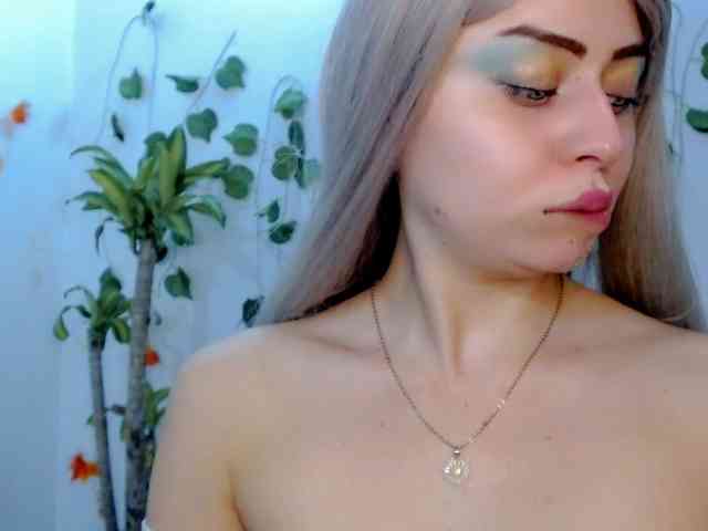 Sabrinaolsons webcam