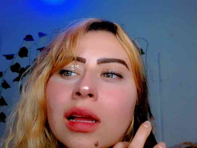 Sabrinaolsons webcam