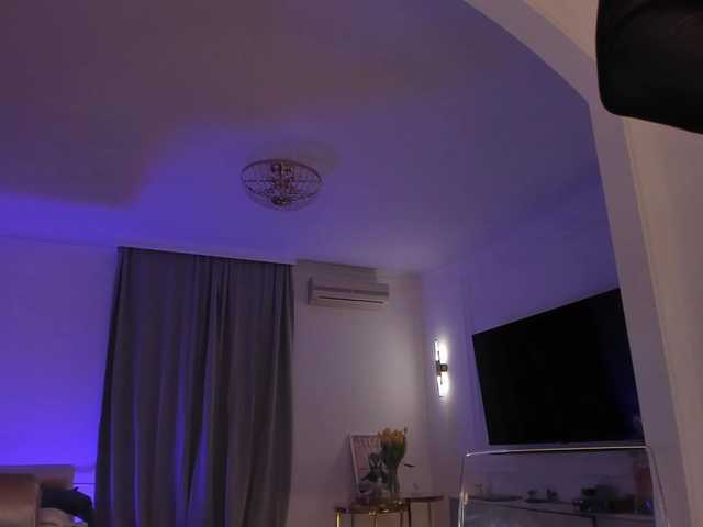 Foxe-Sailey's BongaCams show and profile