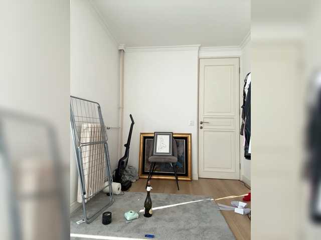 Foxe-Sailey's BongaCams show and profile