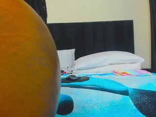 Pretty-Queen Porn Show