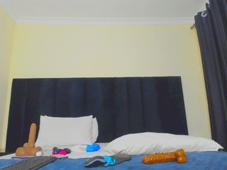 Pretty-Queen Porn Show
