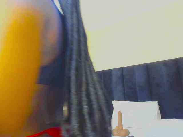 Pretty-Queen webcam