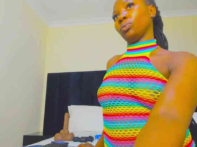 Pretty-Queen webcam