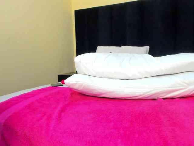 Pretty-Queen webcam