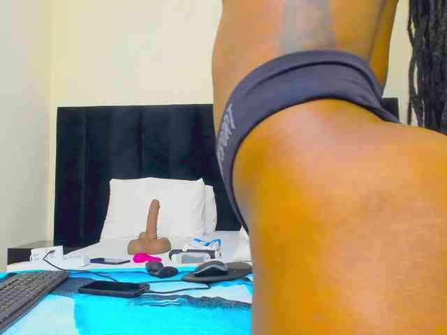 Pretty-Queen webcam