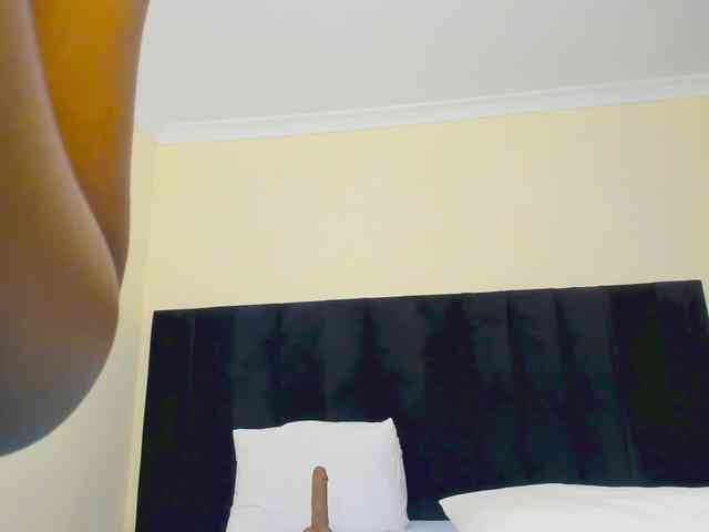 Pretty-Queen webcam