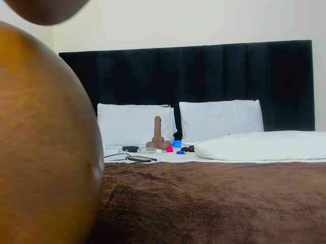 Pretty-Queen webcam