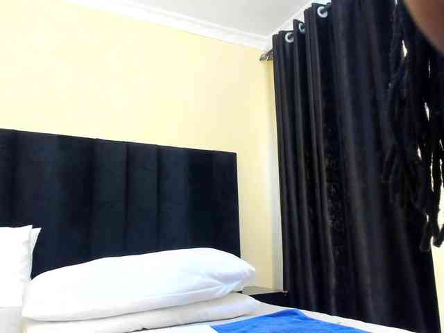 Pretty-Queen webcam