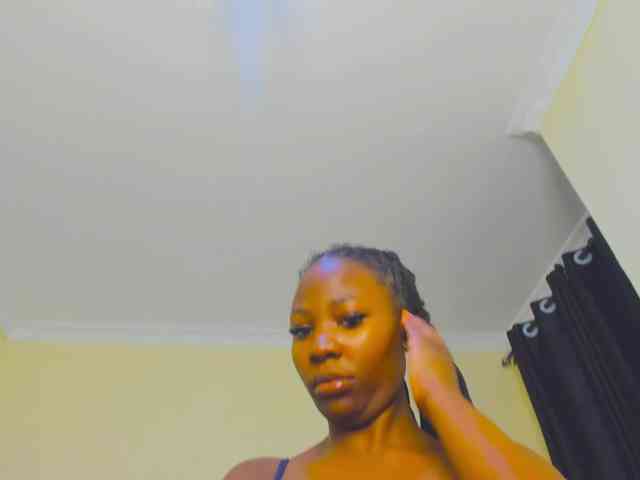Pretty-Queen webcam