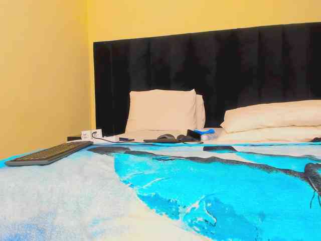 Pretty-Queen webcam